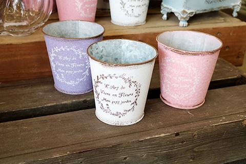 ブリキのミニプランター