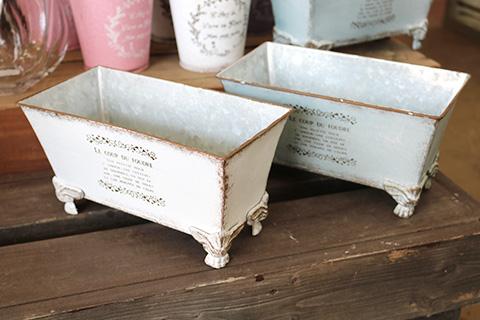 ブリキのミニプランター